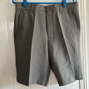 NWT Gray FootJoy Golf Shorts- size 32
